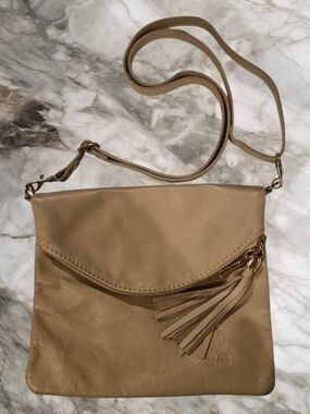 Vera Pelle Taupe Italian Leather Crossbody with Tassel Detail